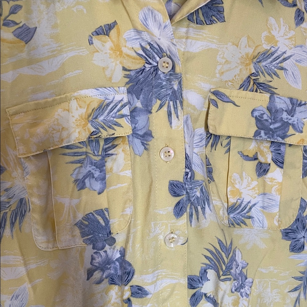 Christopher & Banks Button-Up Top - Picture 6 of 6